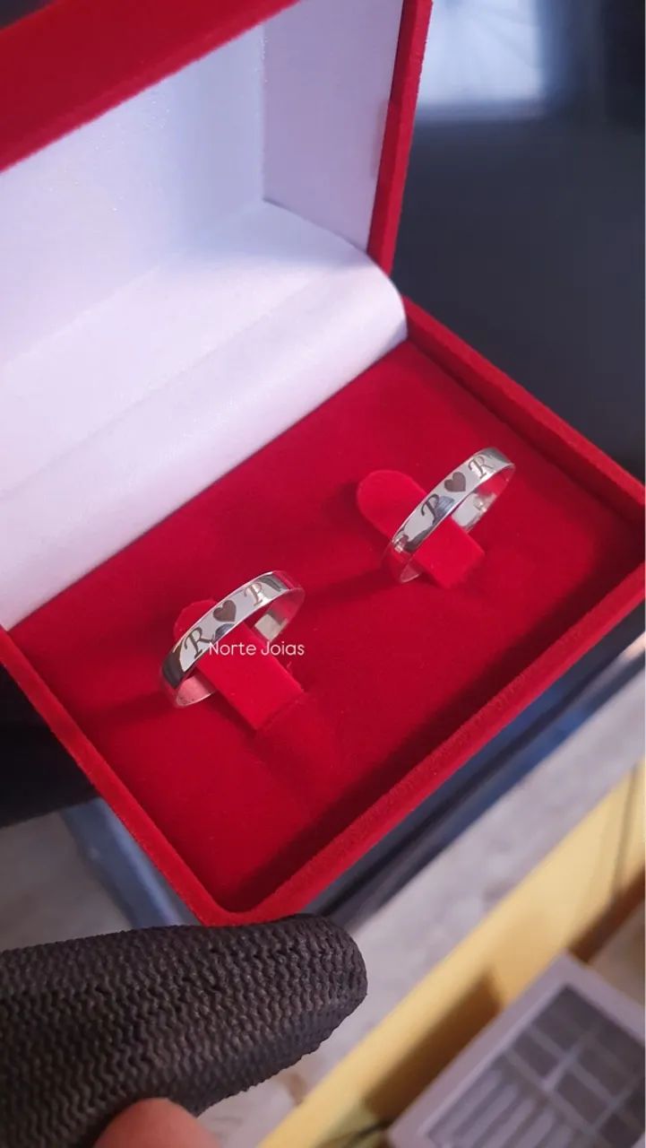 Alianças de Prata com Iniciais e Coração, Namoro - Foto 2