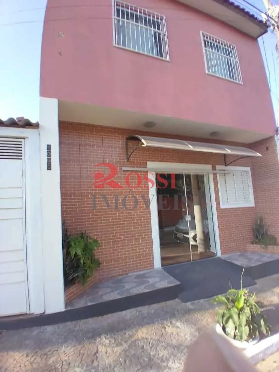 SALÃO COMERCIAL