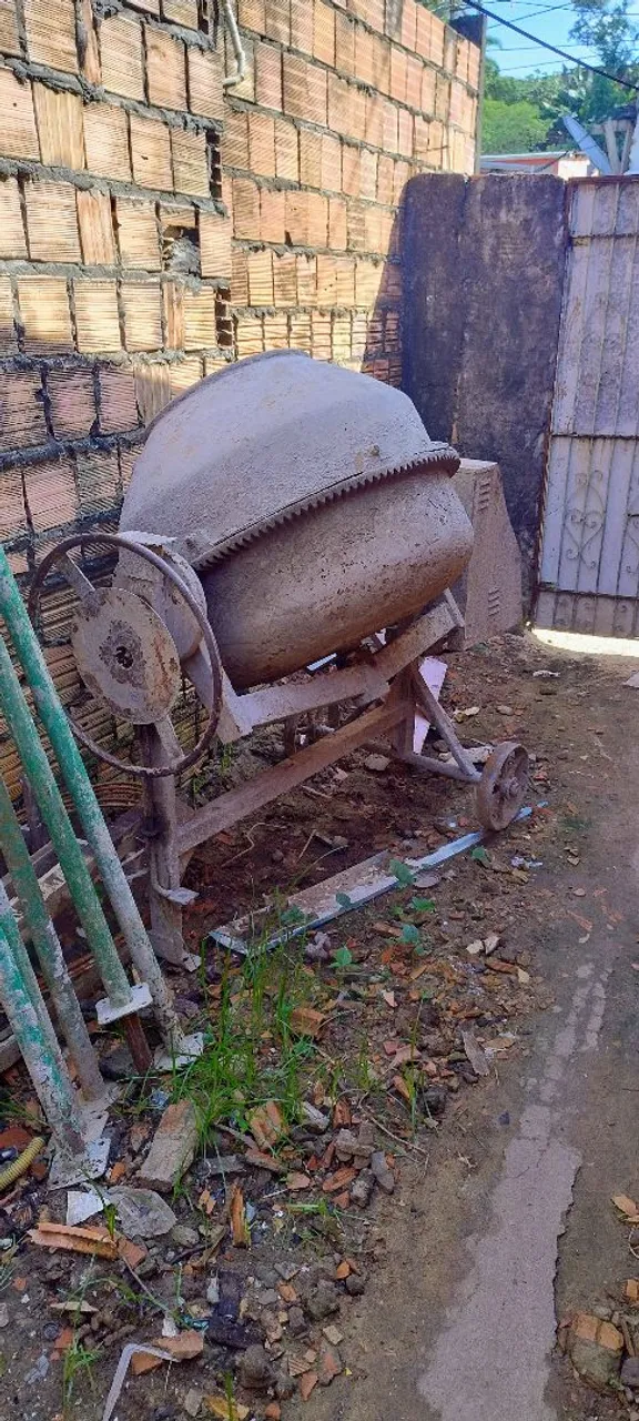 Betoneira para construção civil