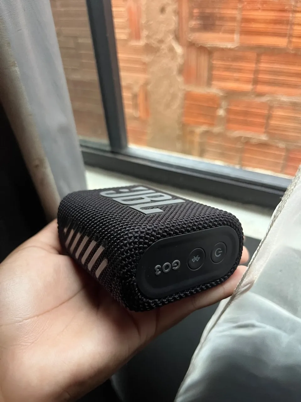 Caixa de Som JBL GO3 - Som Potente e Portátil!