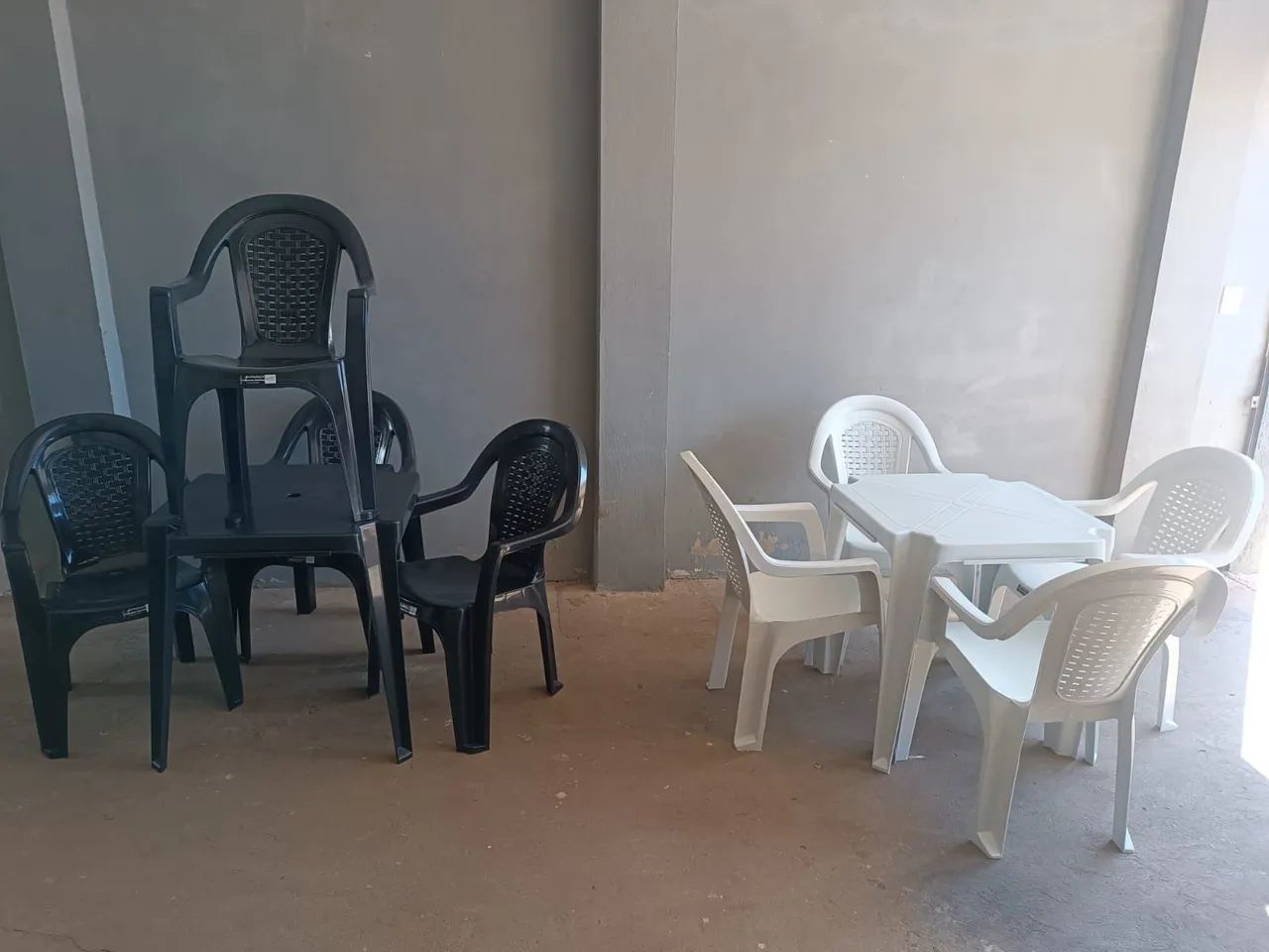 Promoção # Cadeiras e Mesas novas modelo poltronas de plástico. - Foto 3
