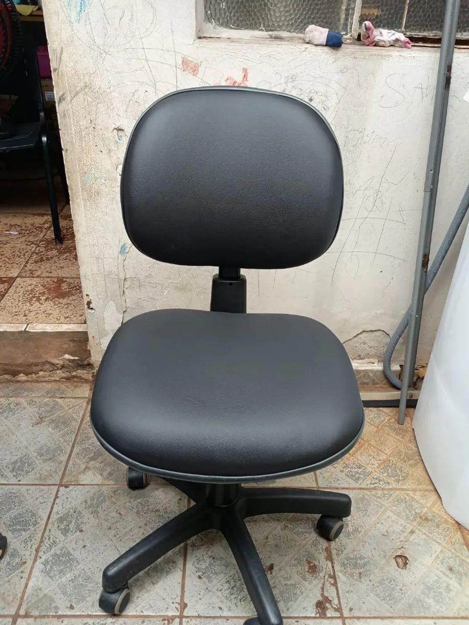 Manutenção de cadeiras de escritorio