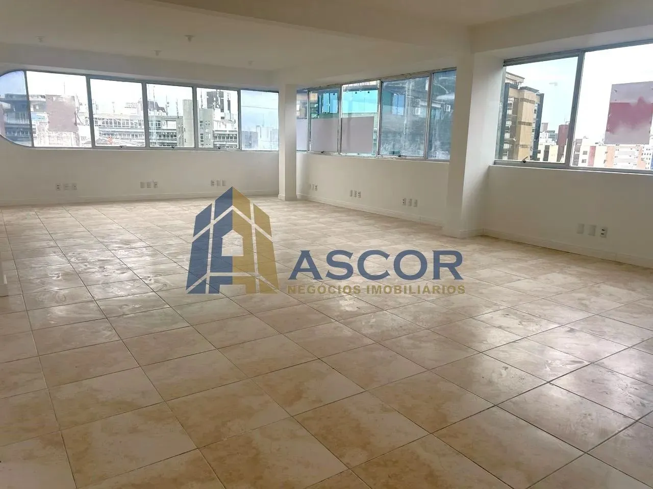 Sala comercial para locação no centro de Florianópolis SC