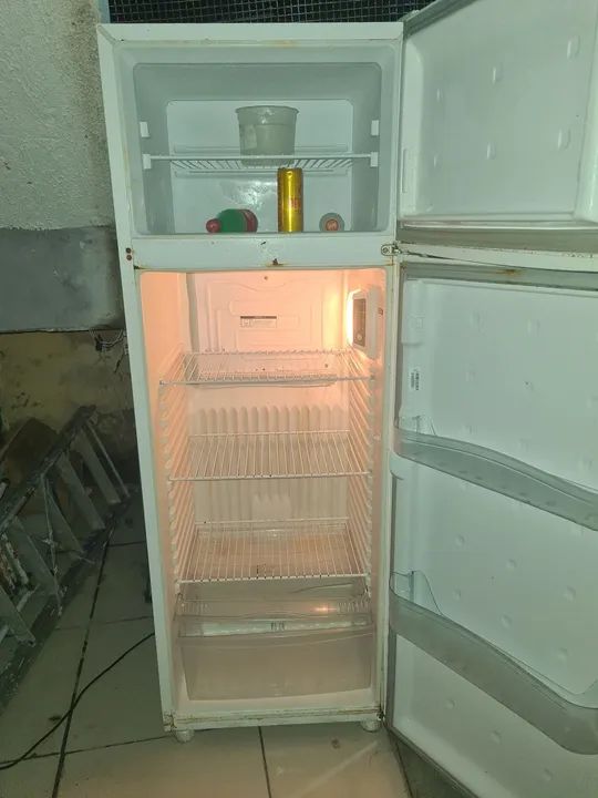 Vende essa jeladeira  - Foto 2