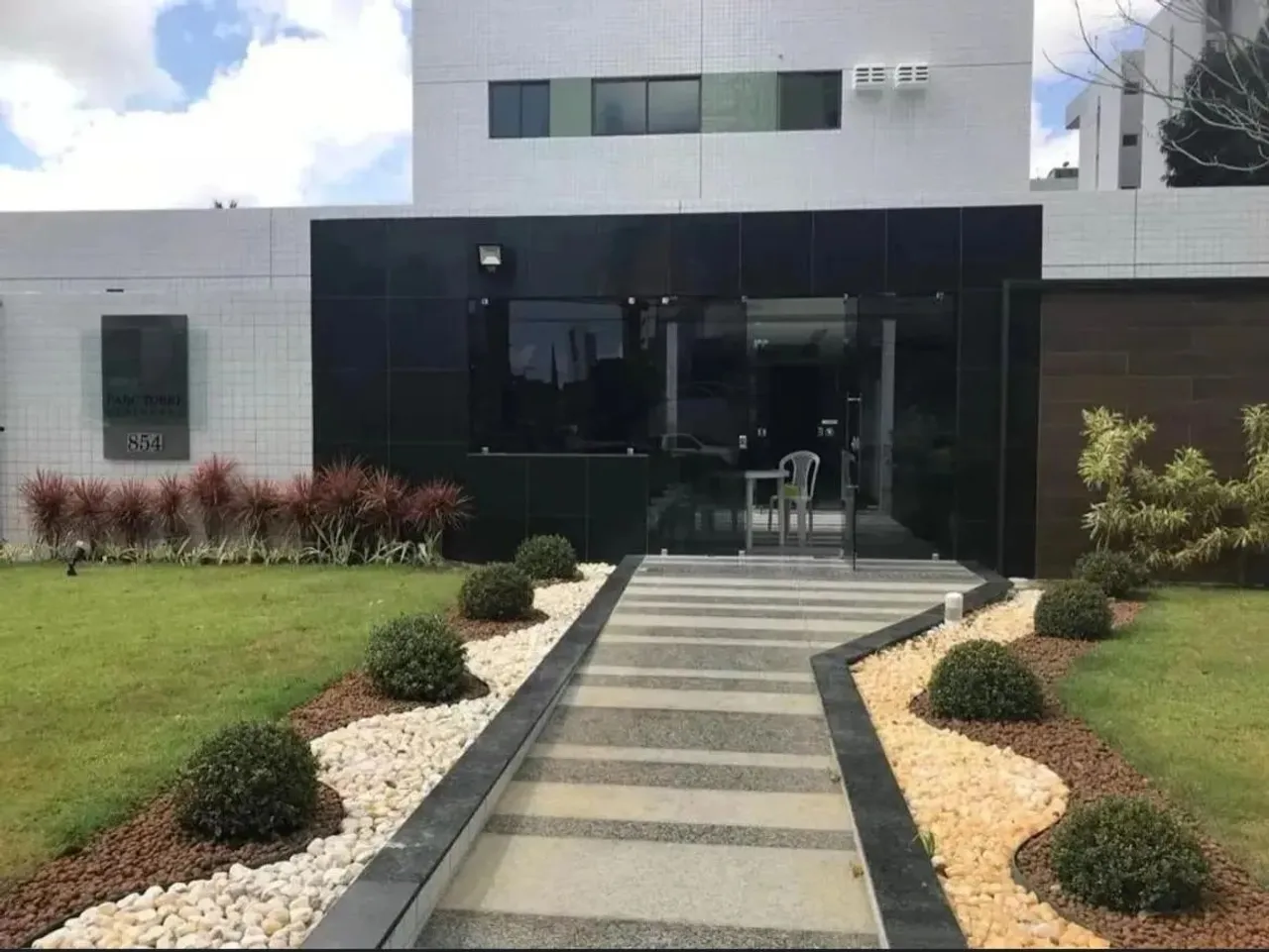 Imóvel para aluguel com 55 metros quadrados com 2 quartos em Torre - Recife - PE