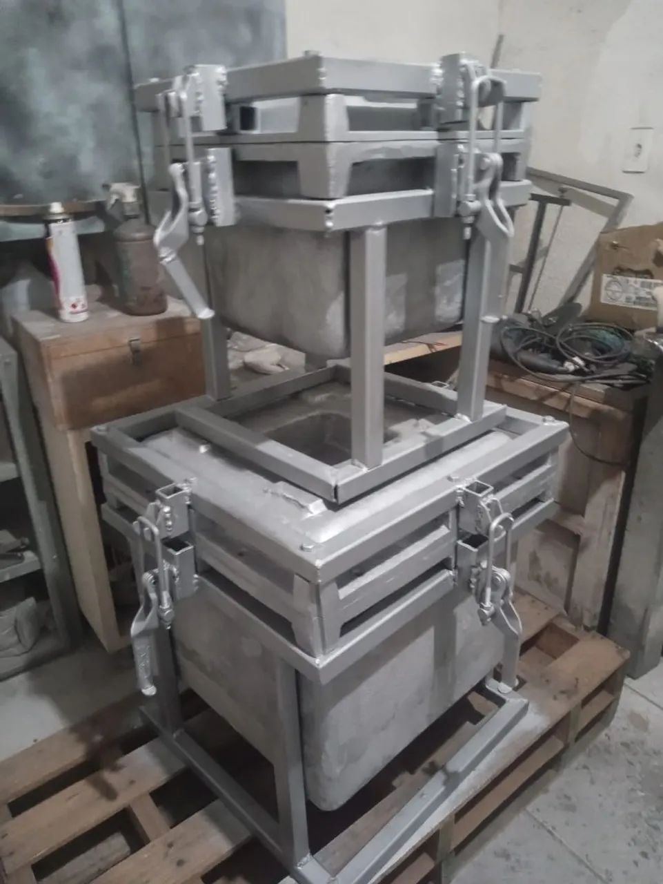 Máquina de rotomoldagem com molde - Foto 5