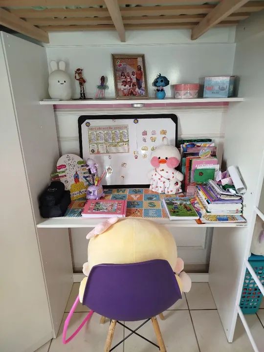 Cama infantil acoplada com armário e escrivaninha  - Foto 2