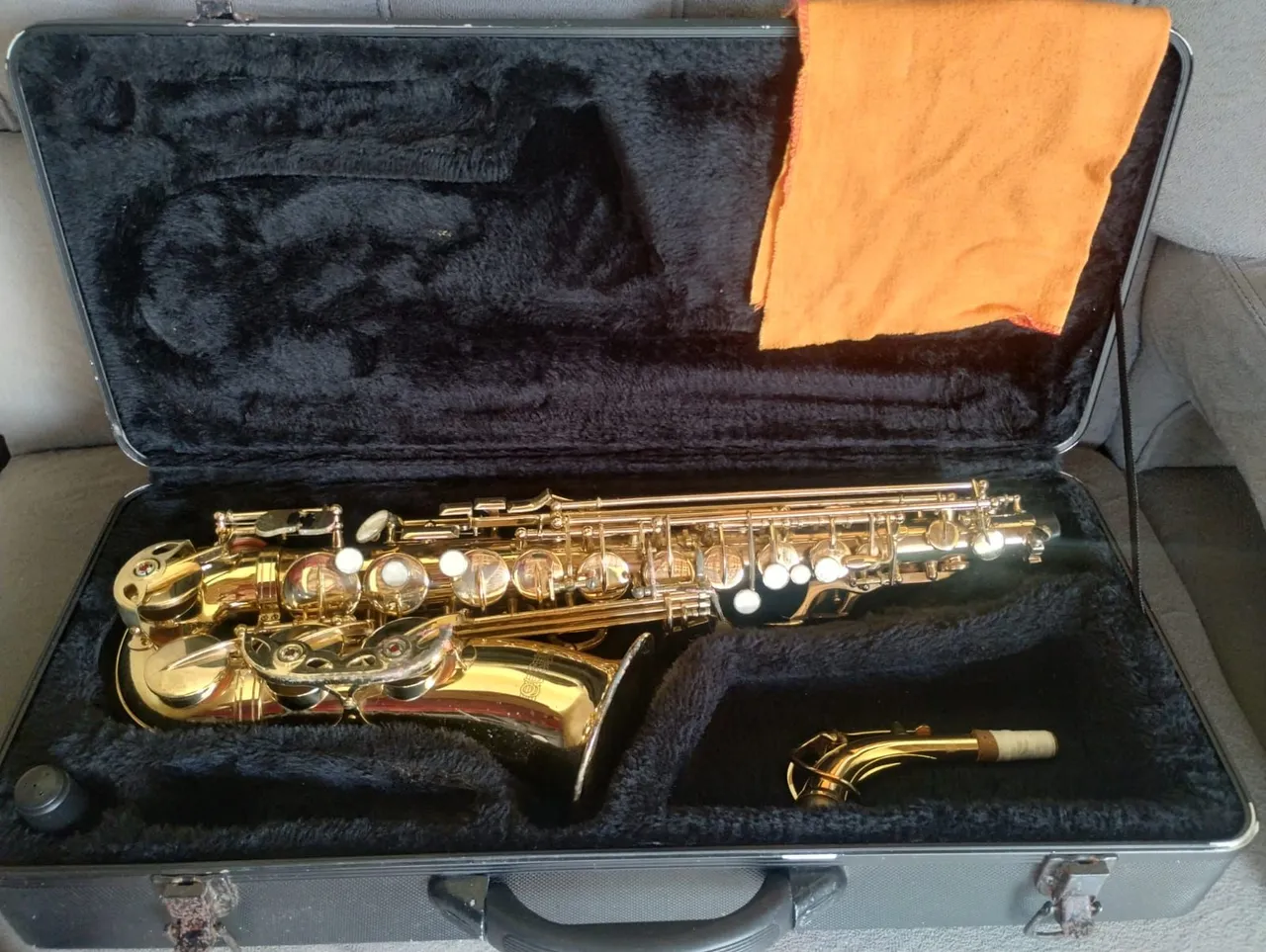 Saxofone excelente estado
