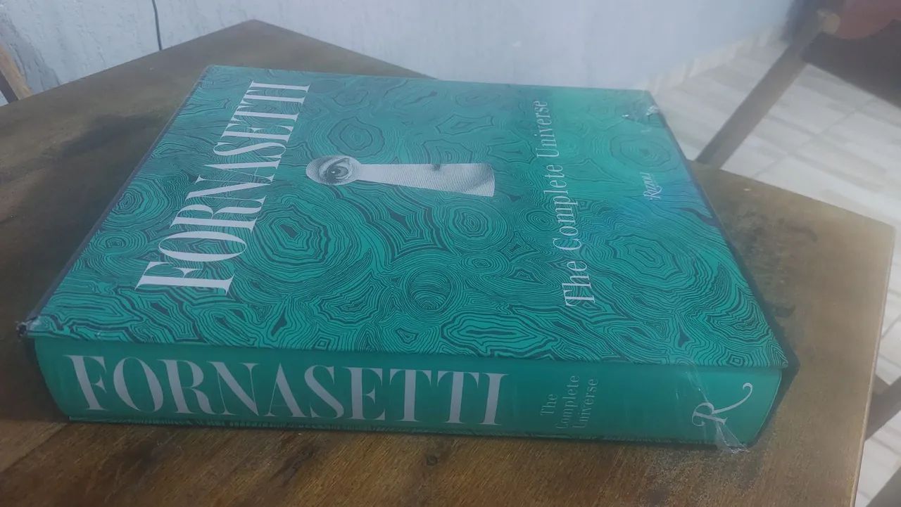 Livro Fornasetti: The Complete Universe