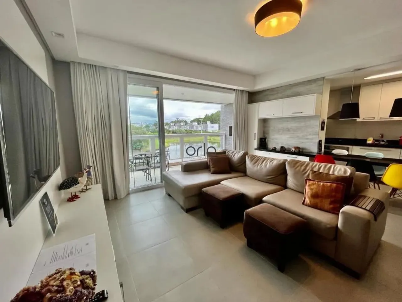 Apartamento com 02 dormitórios à venda em Xangri-lá - Condomínio Rossi Atlântida REF: