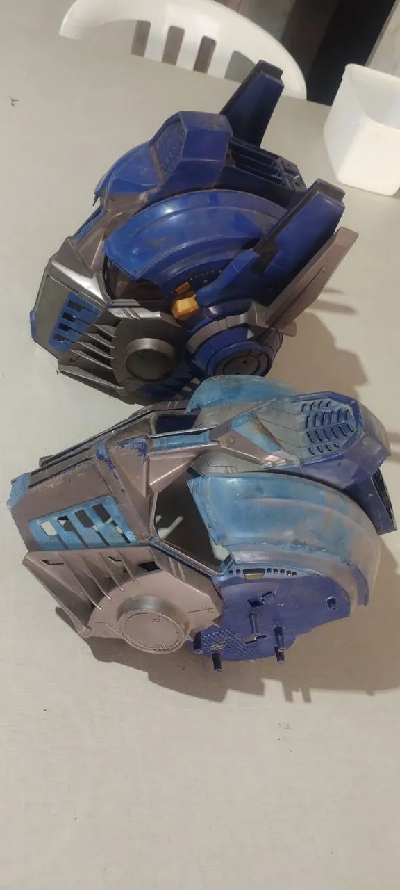Capacete Transformers Optimus Prime Colecionável - Foto 2