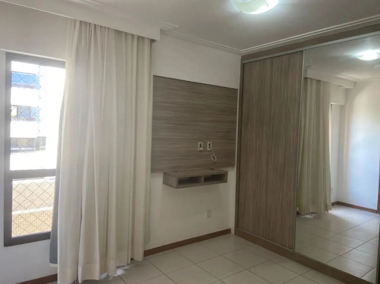 Alex Aluga, Apartamento 2/4 com Suíte e Varanda, no Melhor do Costa Azul - Foto 2