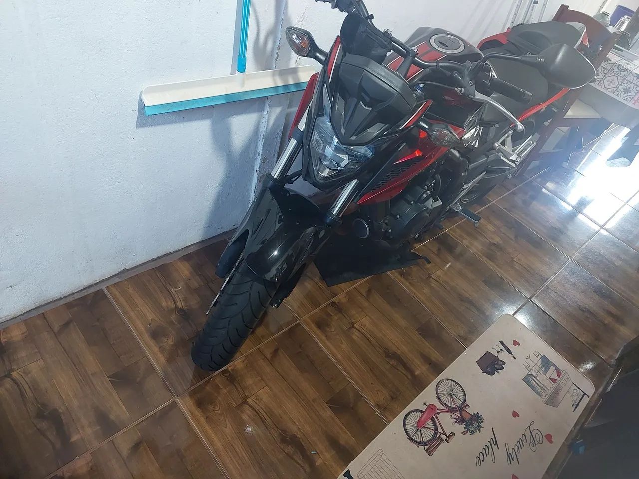 Moto Honda CB 500f - Preta com Vermelha - Foto 2
