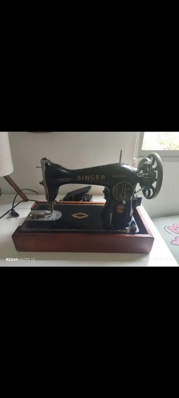 Máquina de costura Singer. Raridade