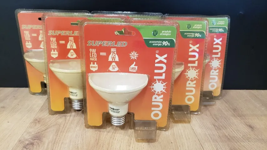 VENDO JOGO DE 6 LÂMPADAS LED PAR30 BIVOLT OUROLUX