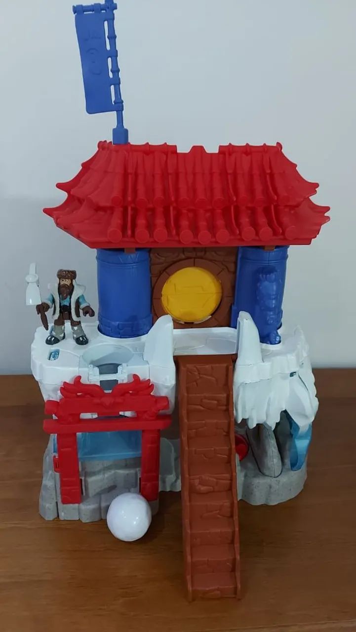 Vendo brinquedo Templo do Yet - Foto 2