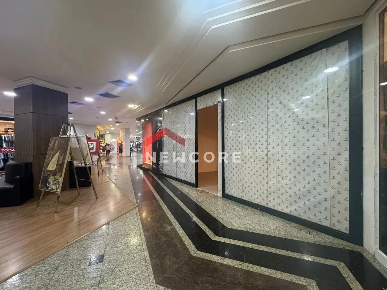 Sala comercial em Avenida Brasil, 1271 - Centro - Balneário Camboriú/SC