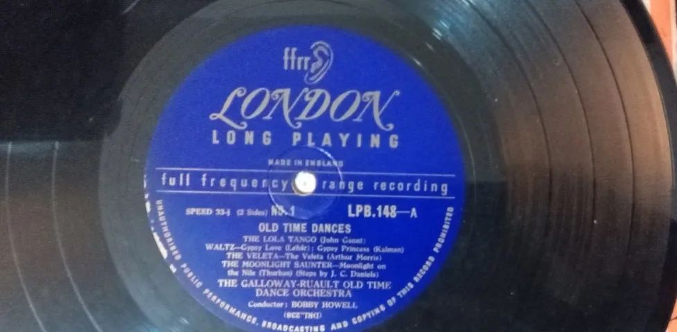 Disco Old Time Dance Music -  Importado da Englaterra - Foto 3