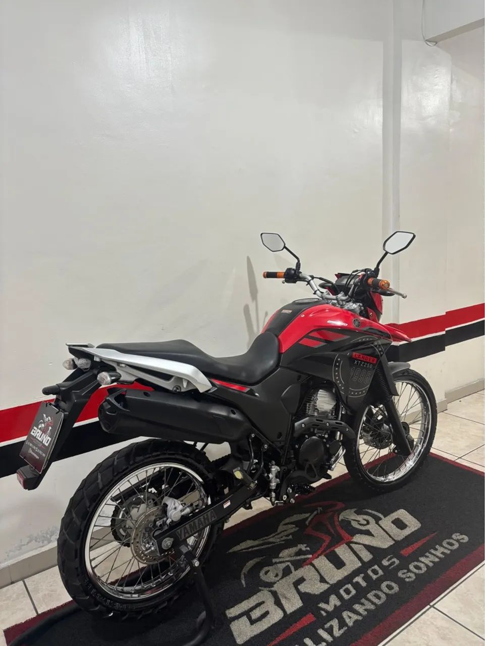LANDER 250c 2023 ABS MUITO NOVA  (DIVIDO DE 21X  NO CARTÃO) - Foto 2