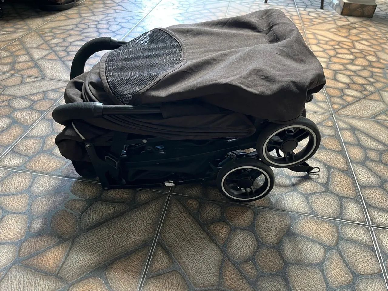 Carrinho de Bebê Dobrável - Foto 4