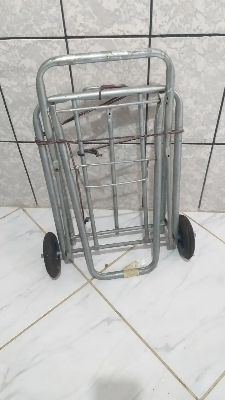 Carrinho de mão dobrável