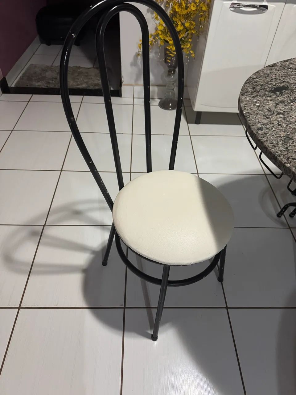 Mesa de mármore oval64341728328194121