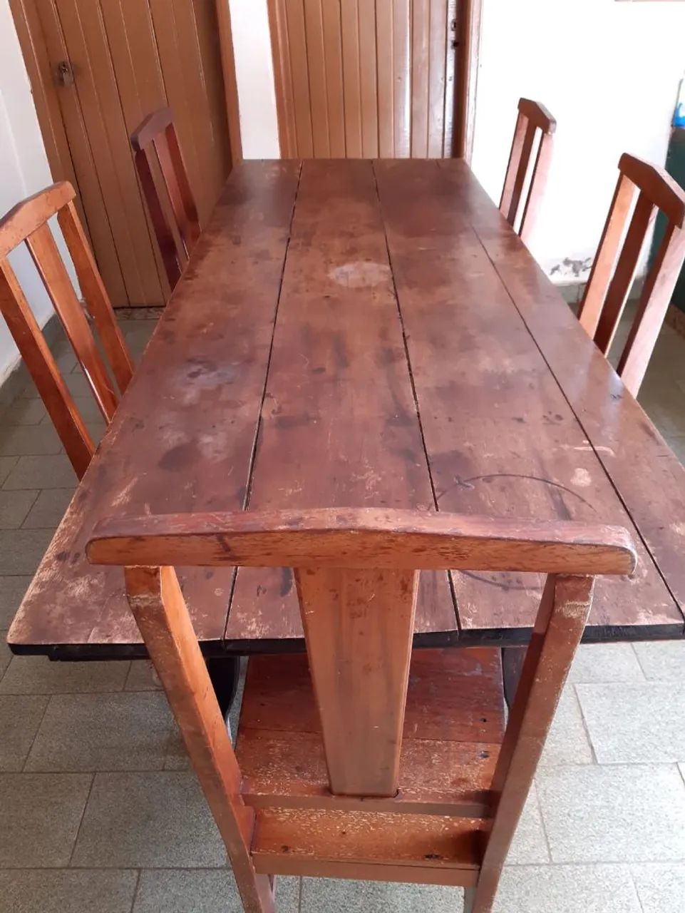 Selling dining set with 8 chairs64308482714882120