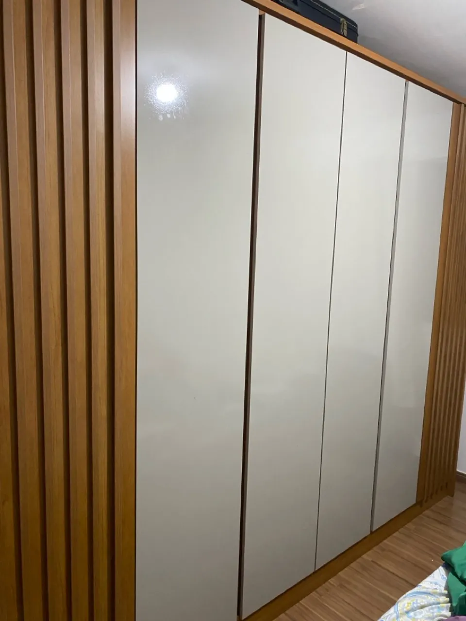 Guarda-Roupa Moderno gigante 6 portas Madeira