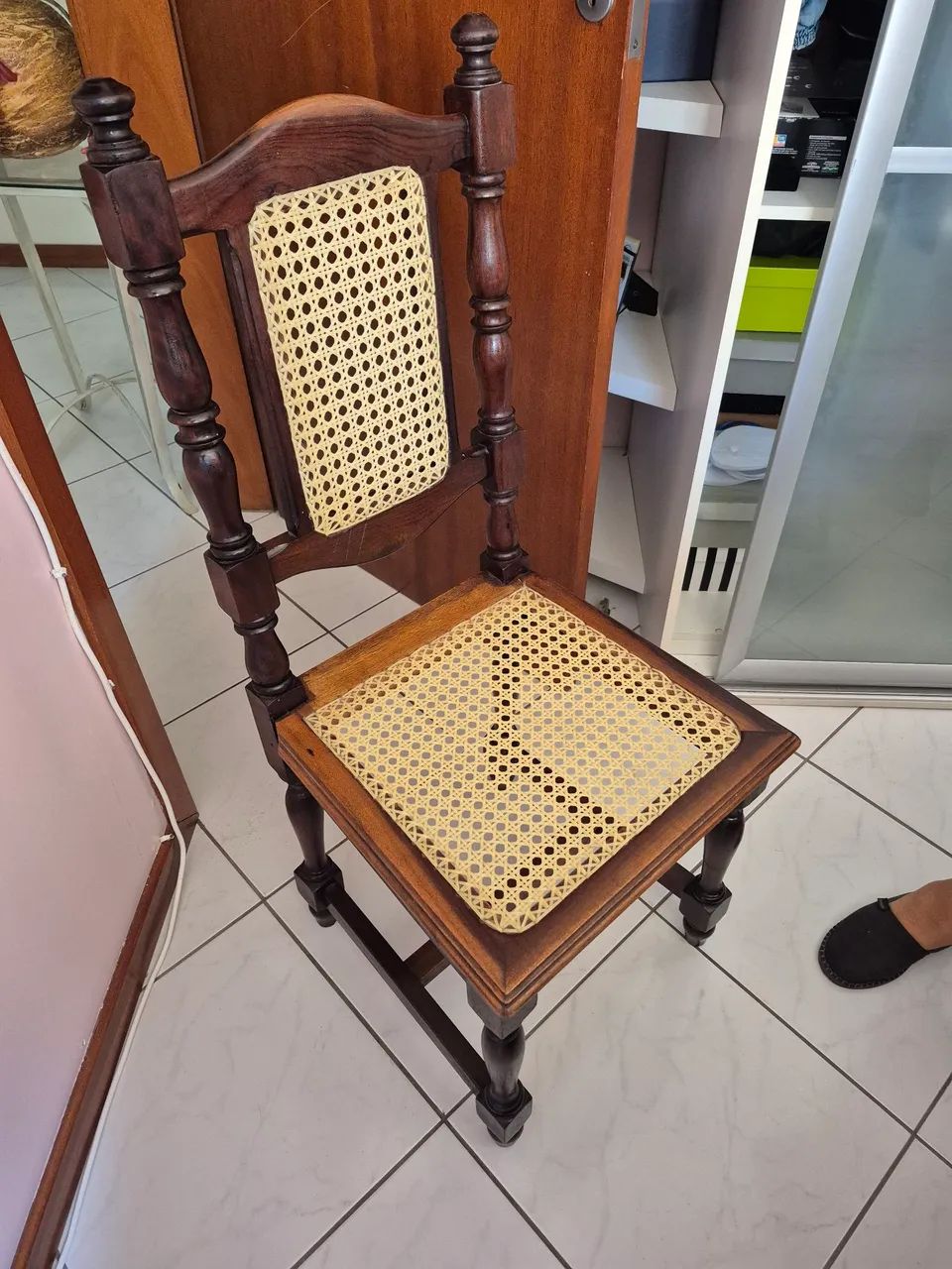 Cadeiras antigas reformadas 