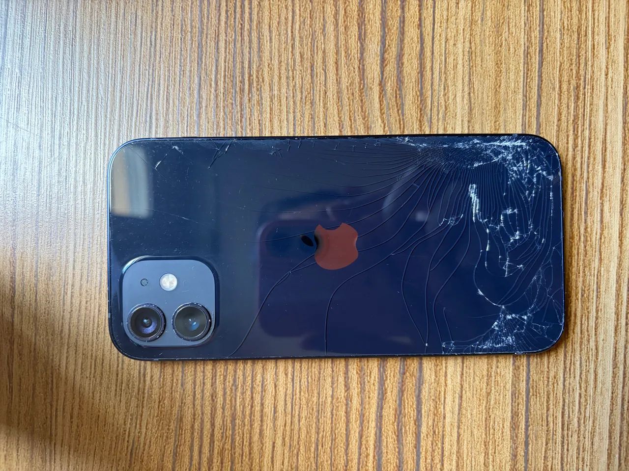 iPhone 12 Preto - 64GB - Foto 2