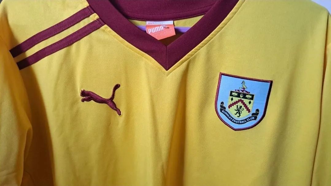 Camisa Bunrley Inglaterra  - Foto 2