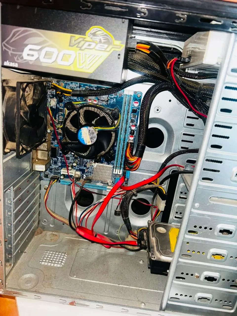 Computador Intel i3 2100 . 