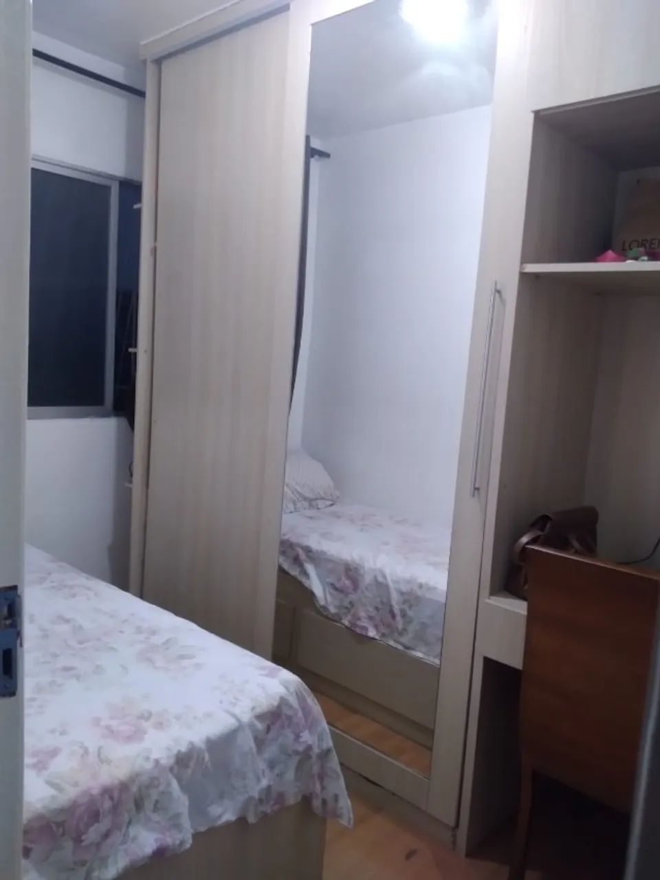 ALUGO QUARTO FEMININO MOBILIADO