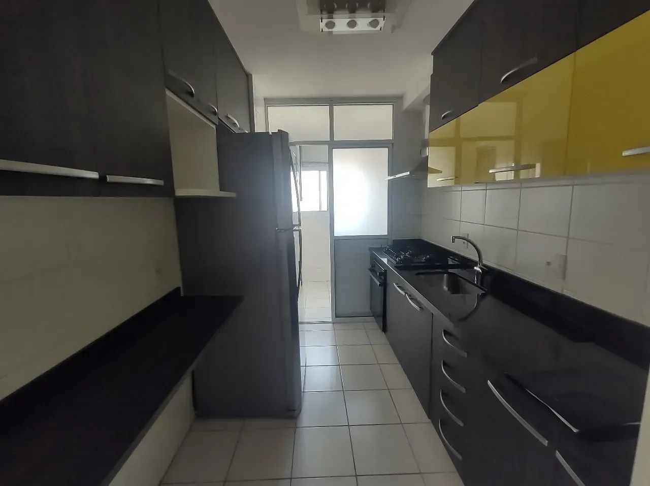 Apartamento com 3 dorms,sendo uma suíte, 76m² no centro de Taboão da Serra - SP - Foto 3