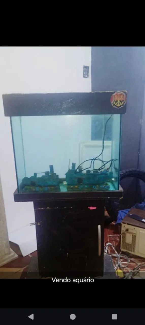 Vendo aquário usado em boas condições 