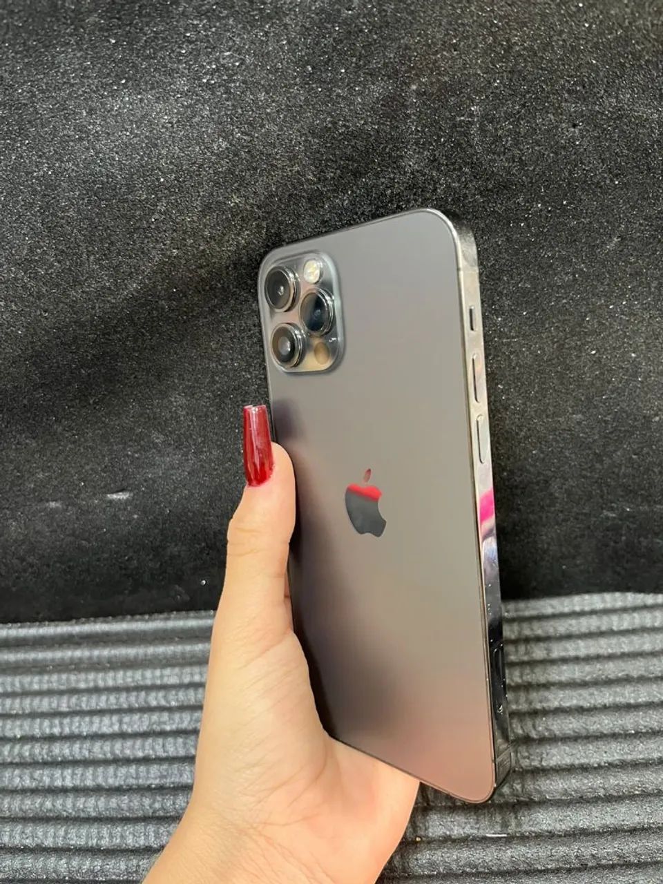 IPHONE 12 PRO GRAFIT - Celulares e Smartphones - Taguatinga Sul