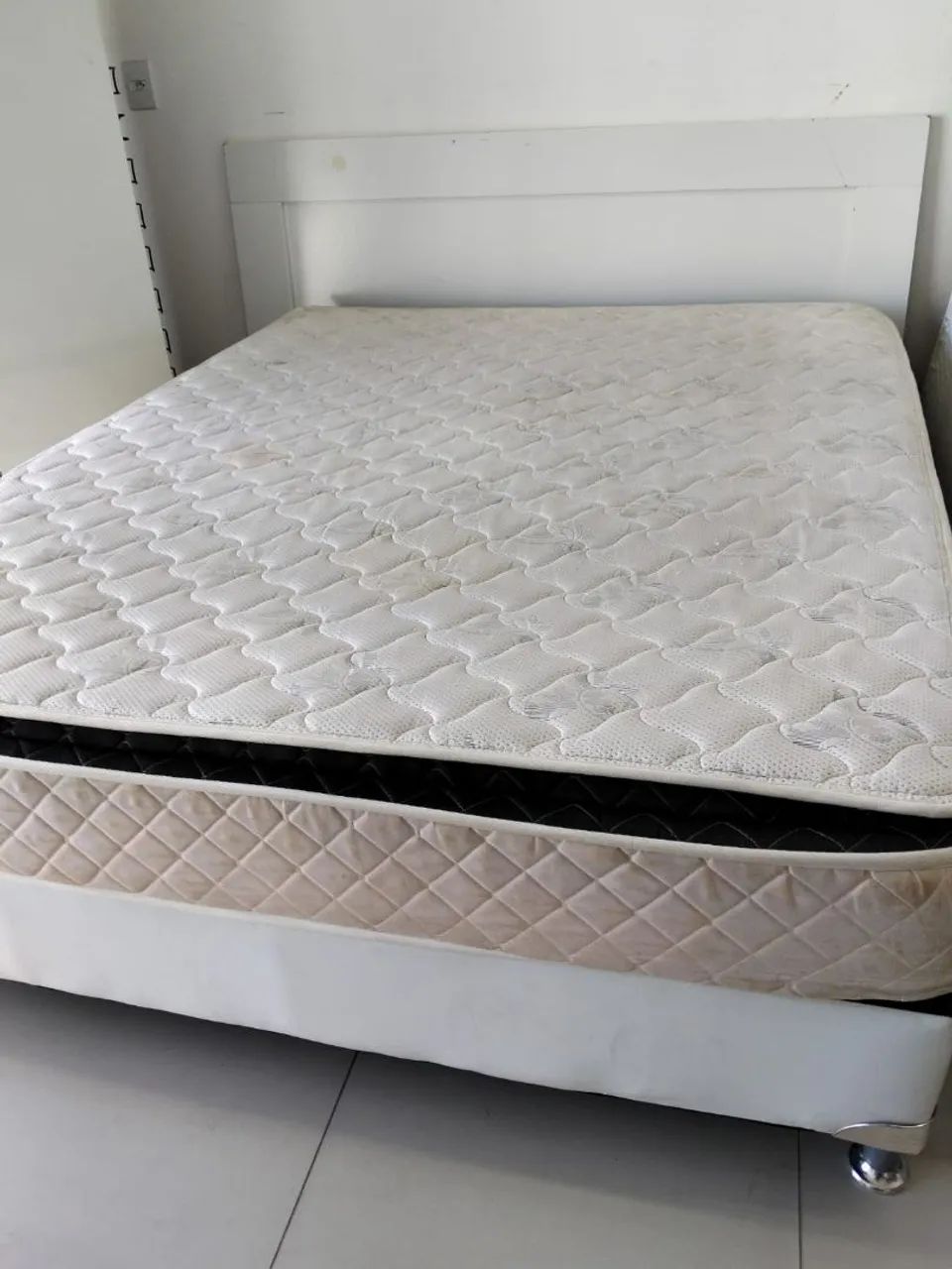 Cama queem size de casal ( $$ 700 ) * - Foto 3