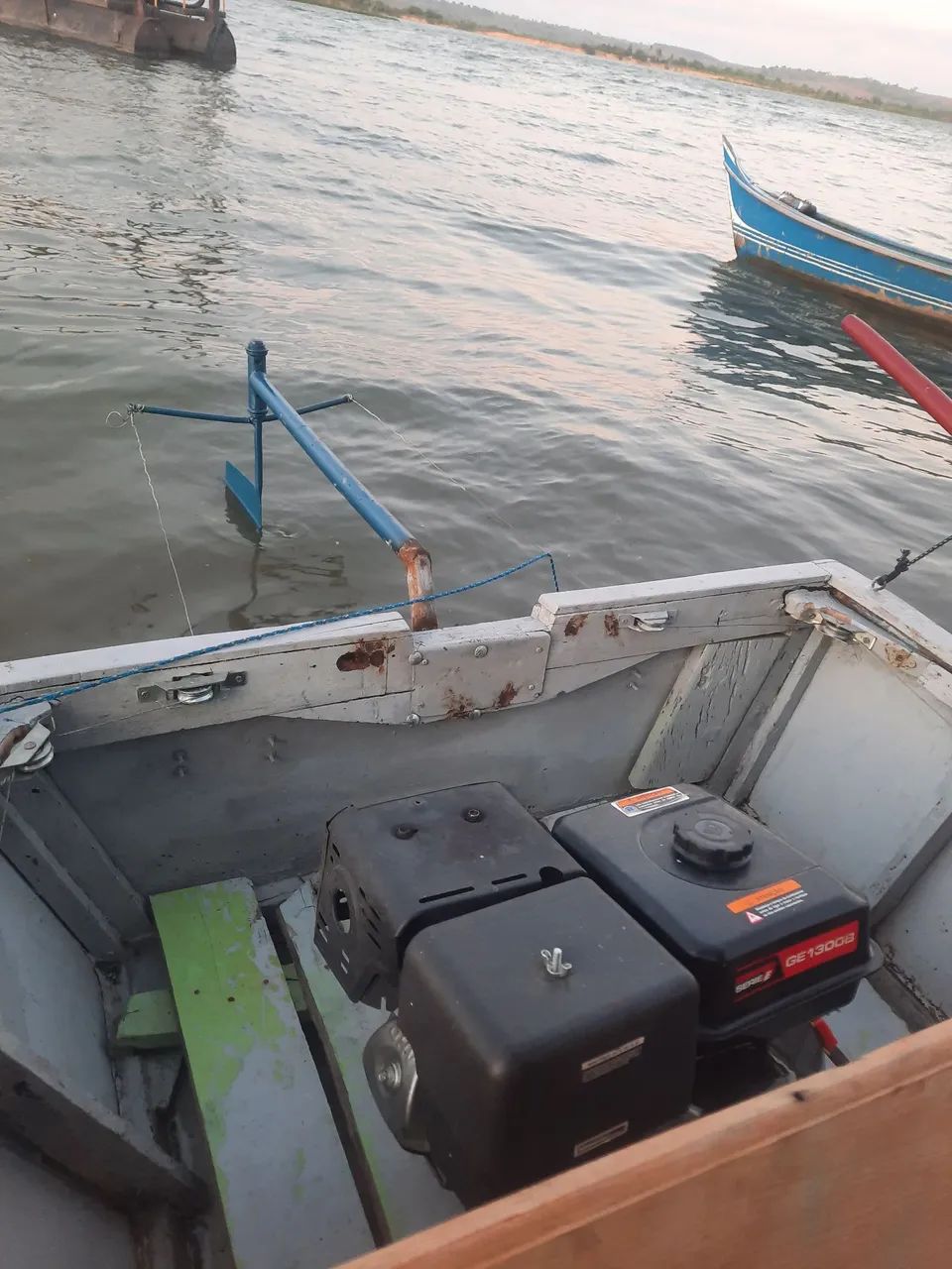 Barco com motor  - Foto 3