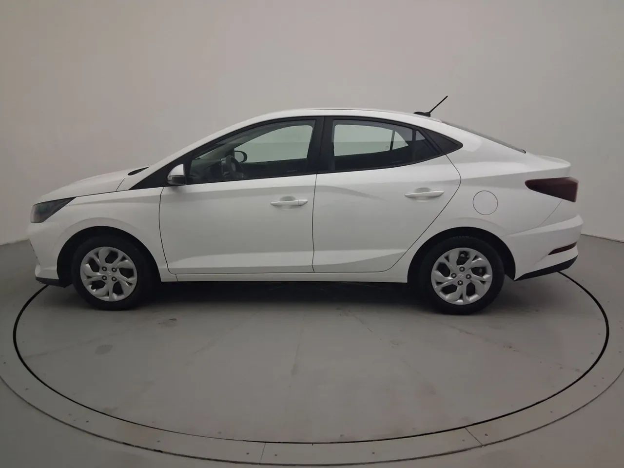 Hyundai HB20S Comfort Plus 1.0 TB Flex 12V Mec., foto 2 de 18