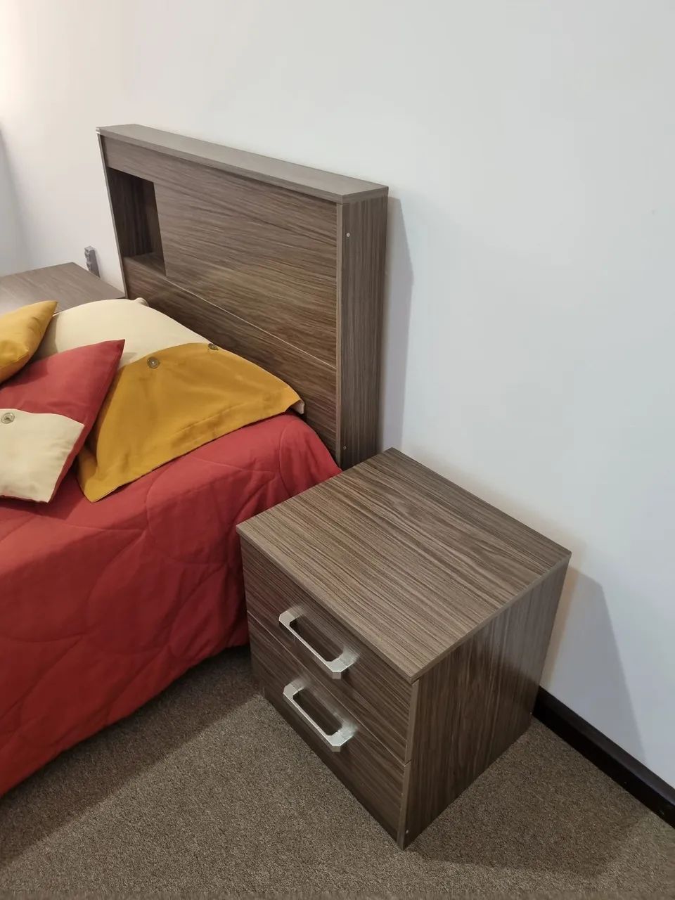 Cama + mesas de cabeceira + colchão  - Foto 3