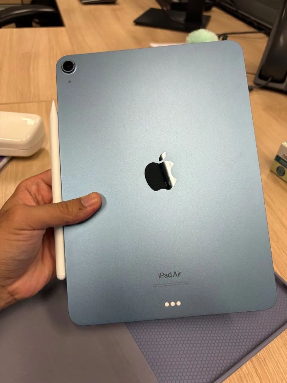 iPad Air 5 (5° geração) Wi-Fi Chip: M1 64GB 10.9 polegadas - Foto 2