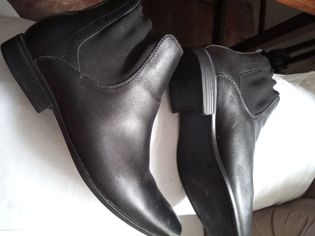 Bota Satinato cano baixo 41