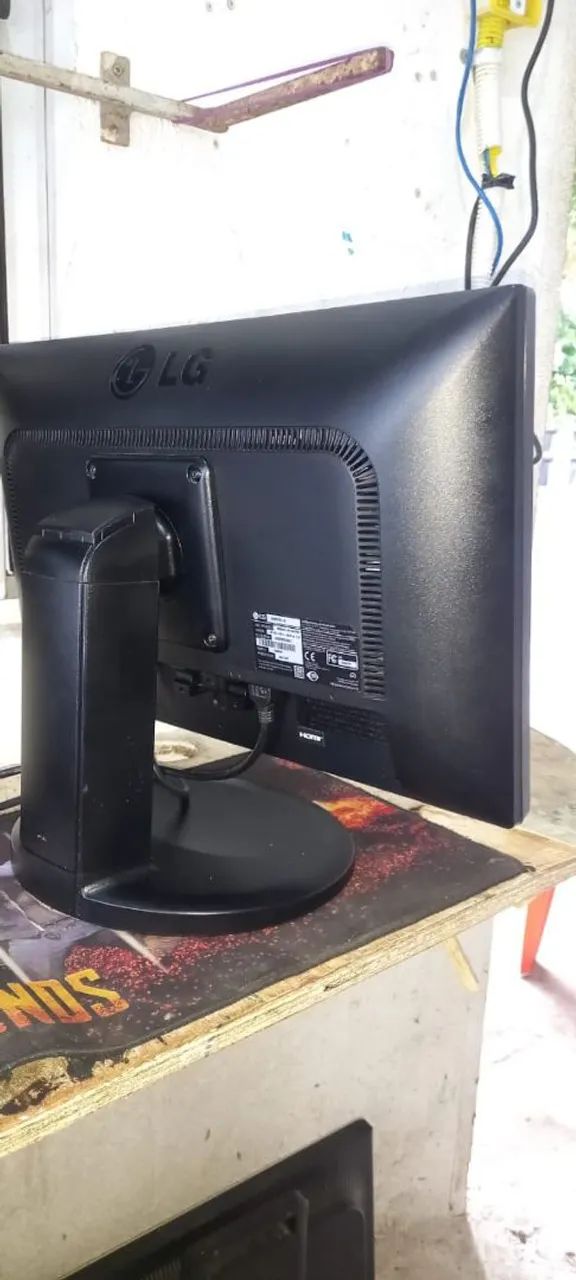 Monitor de 20" polegadas da LG  - Foto 4