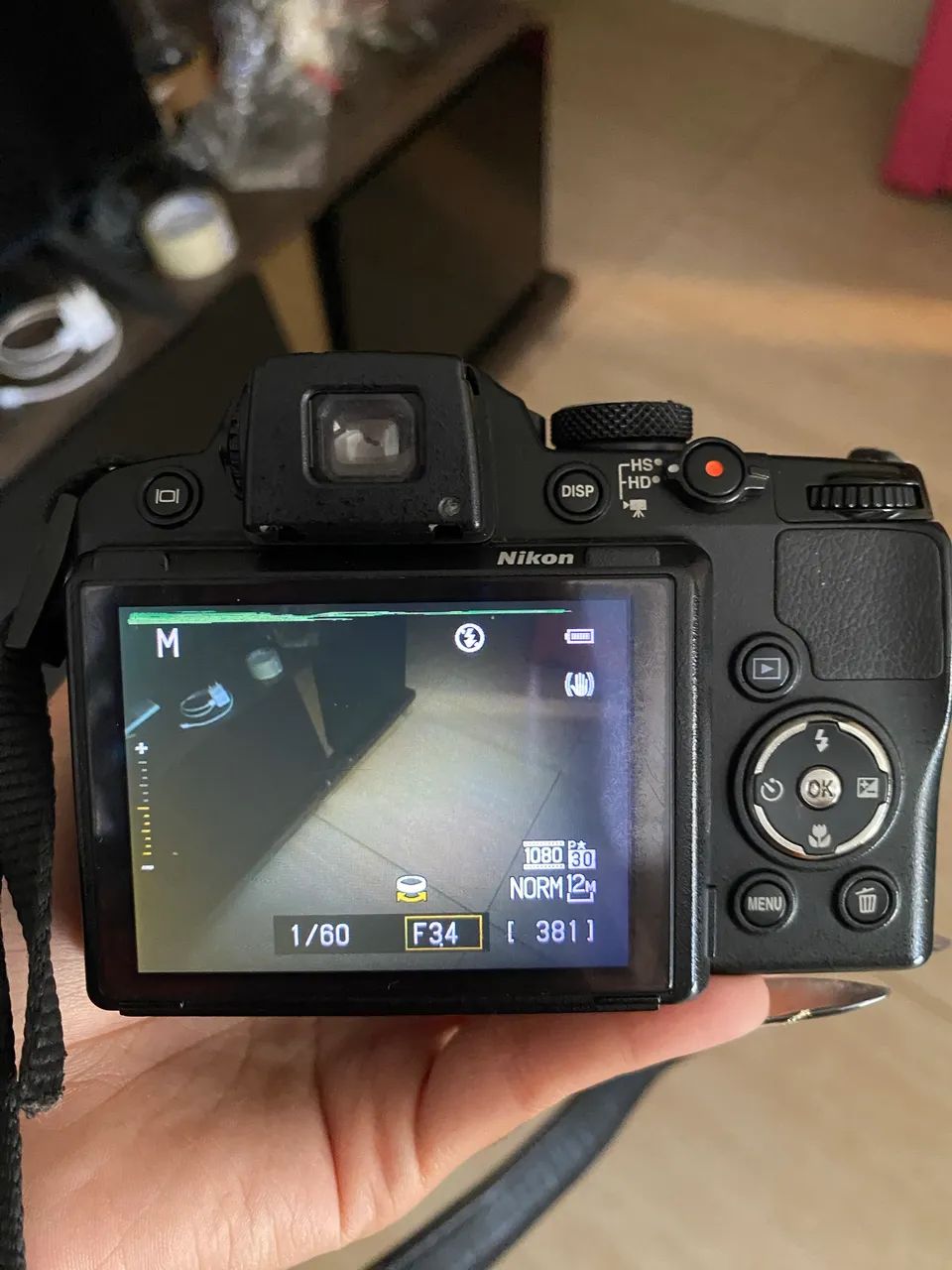 VENDO CÂMERA NIKON COOLPIX P500 - Foto 5