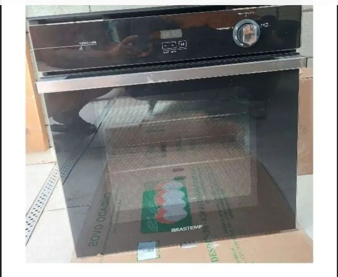 Forno a gás de embutir em ótimo estado 