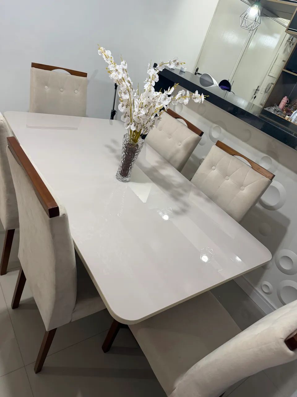 Mesa e 6 cadeiras