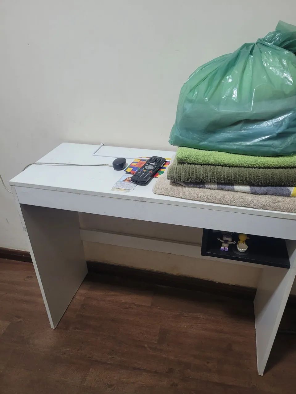Doação cama,comoda e mesinha  - Foto 3