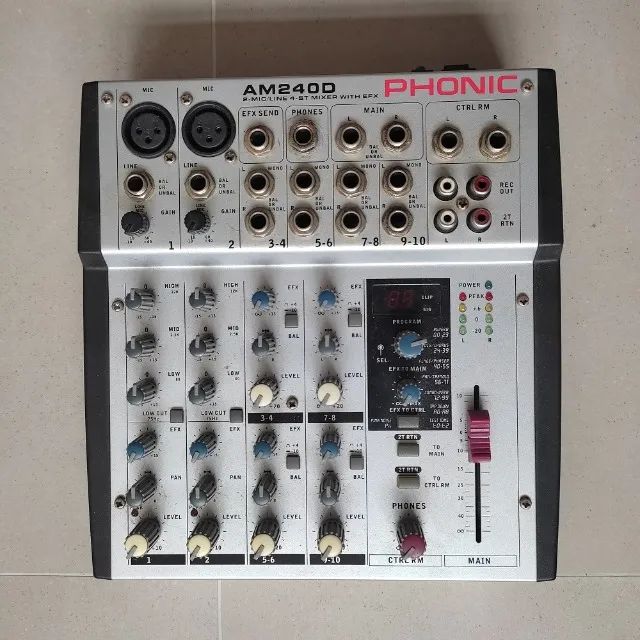 Mixer Analógico com DFX Phonic AM 240D - Foto 2
