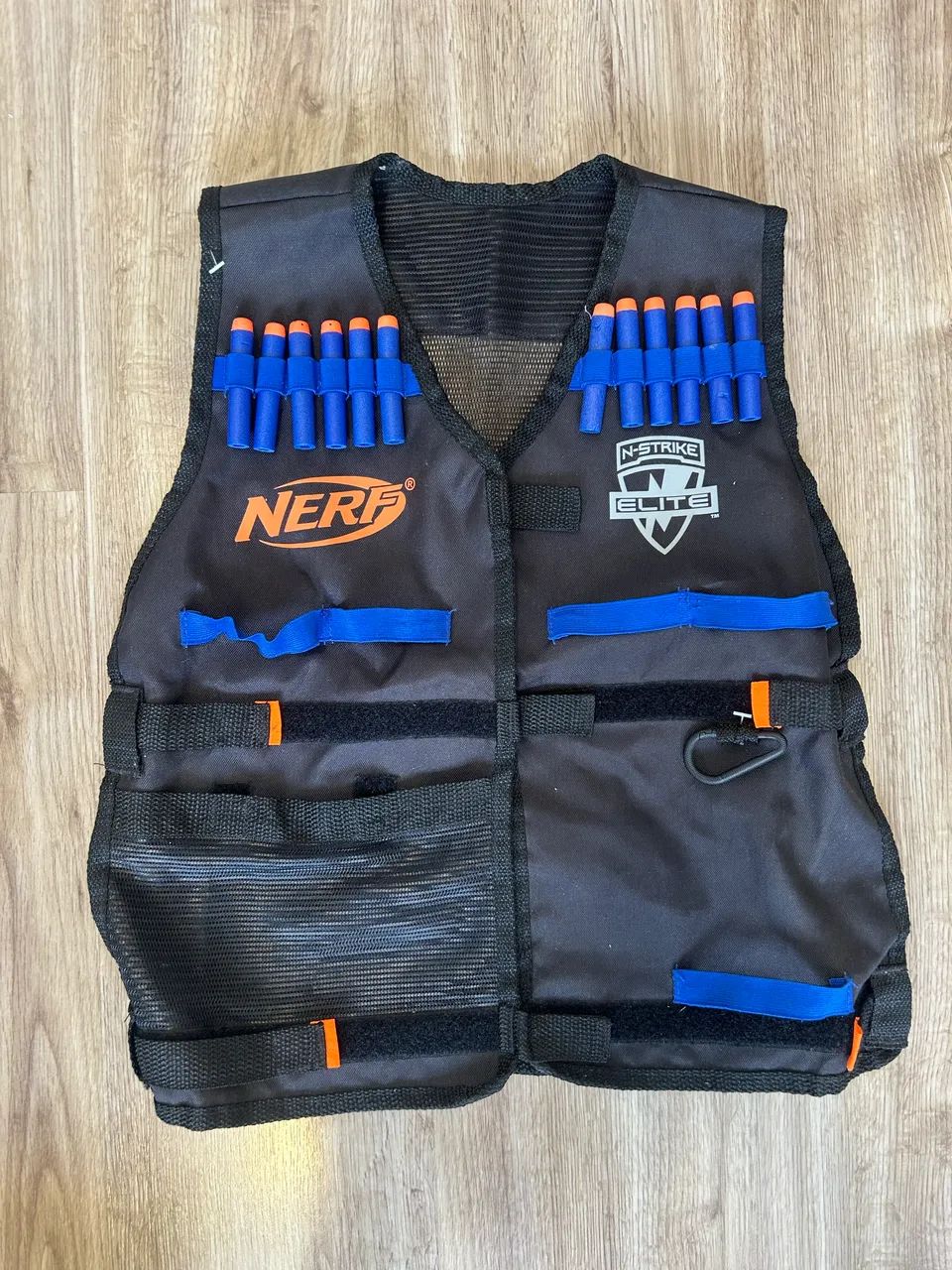 COLETE NERF + PISTOLAS + ALVO NERF - Foto 2