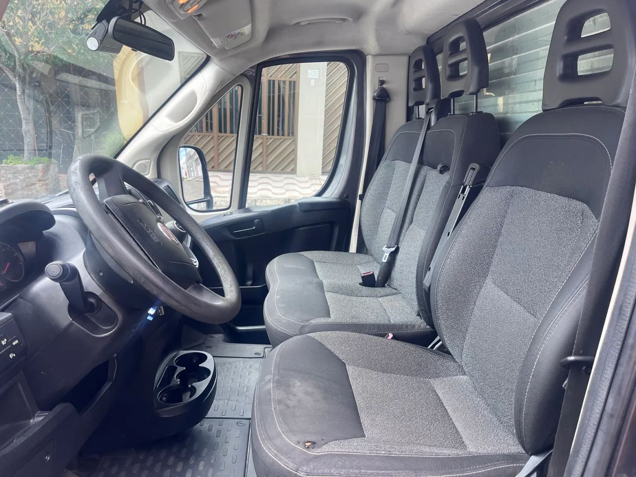 Fiat Ducato chassi com baú cat B 